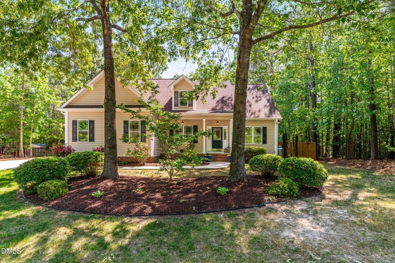 190 Willow Ridge Dr, Louisburg, NC 27549
