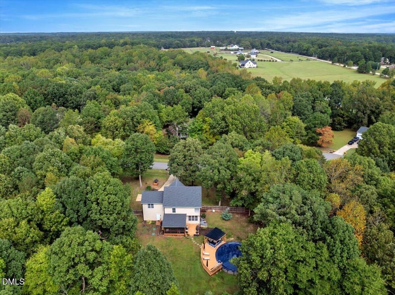 190 Woodcroft Dr, Youngsville, NC 27596