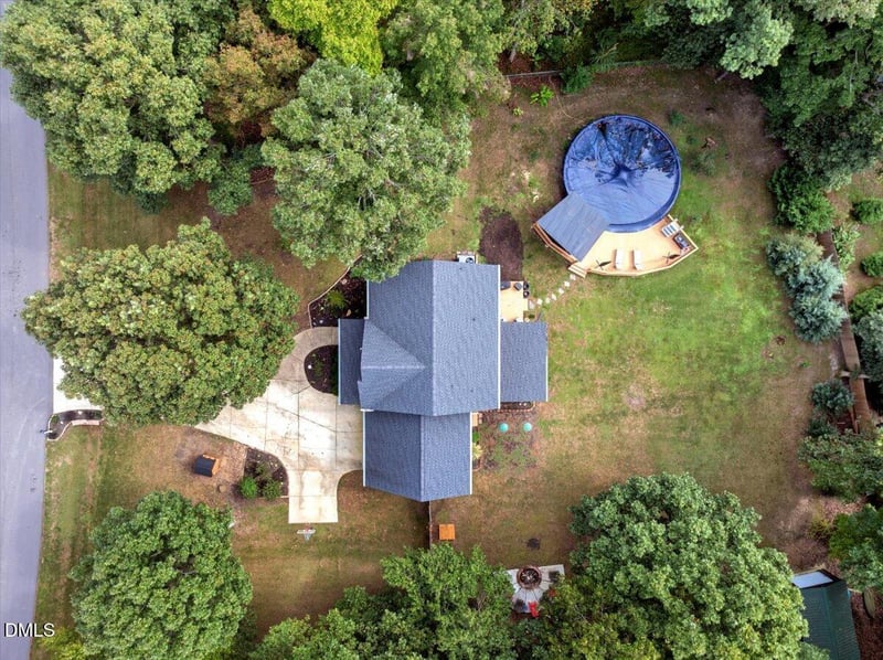 190 Woodcroft Dr, Youngsville, NC 27596