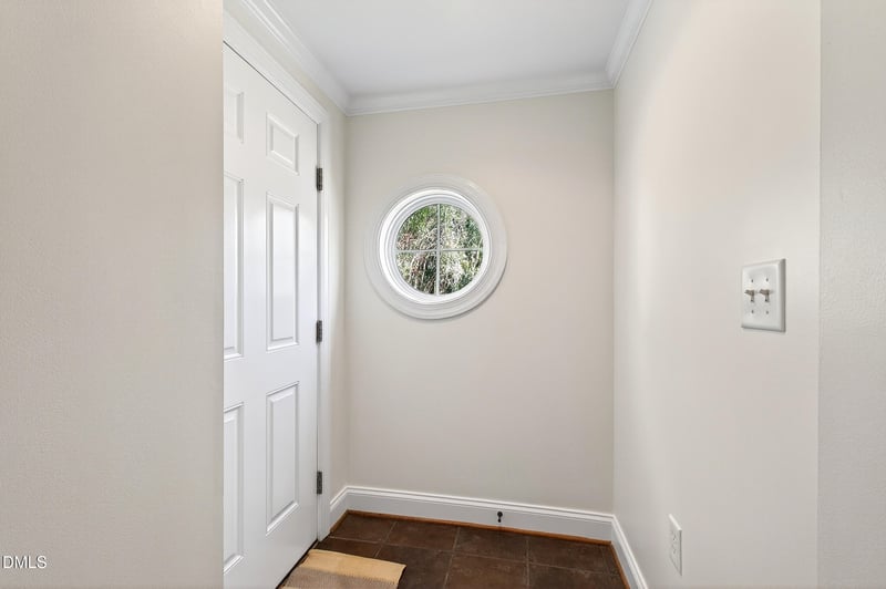 1900 Fairfield Dr, Raleigh, NC 27608