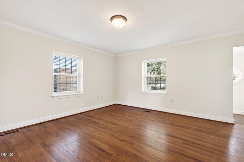 1900 Fairfield Dr, Raleigh, NC 27608