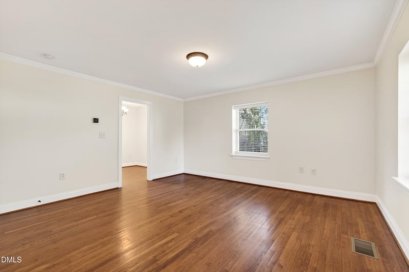1900 Fairfield Dr, Raleigh, NC 27608