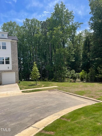 1900 Fishamble St, Fuquay Varina, NC 27526