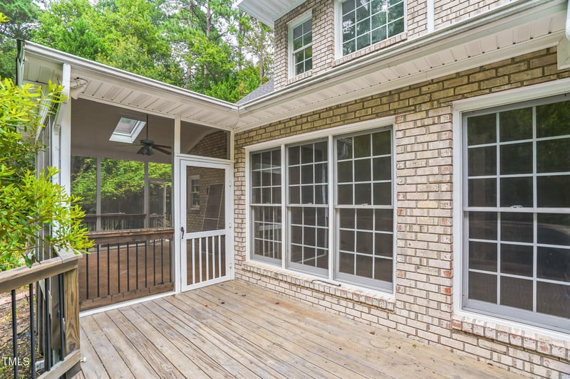 1900 High Oaks Ln, Raleigh, NC 27606