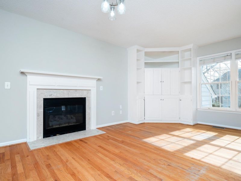1900 Indianwood Ct, Raleigh, NC 27604