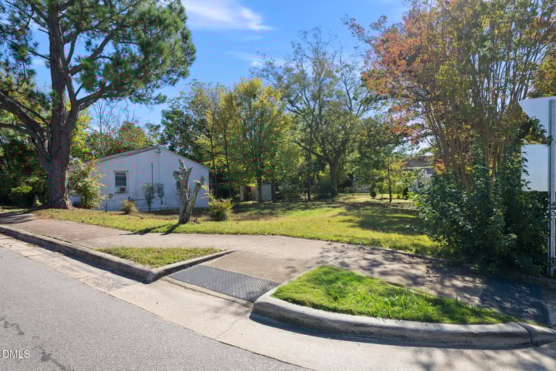 1900 Oakwood Ave, Raleigh, NC 27610