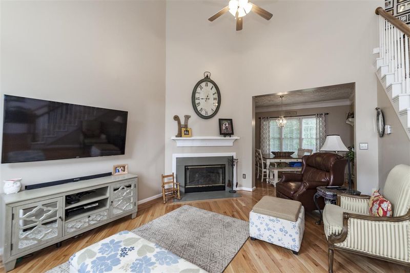 1900 Somerset Hills Ct, Raleigh, NC 27604
