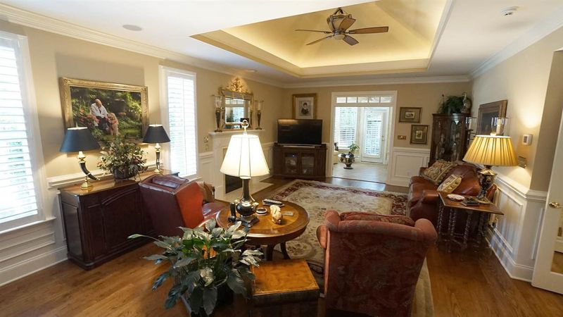 1900 Torrington St, Raleigh, NC 27615