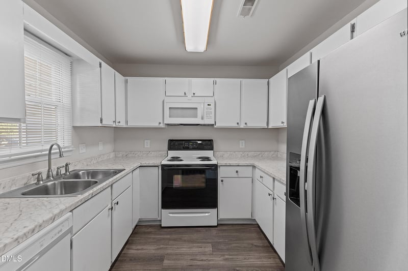 1900 Township Cir, Raleigh, NC 27609