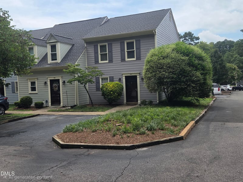 1900 Township Cir, Raleigh, NC 27609