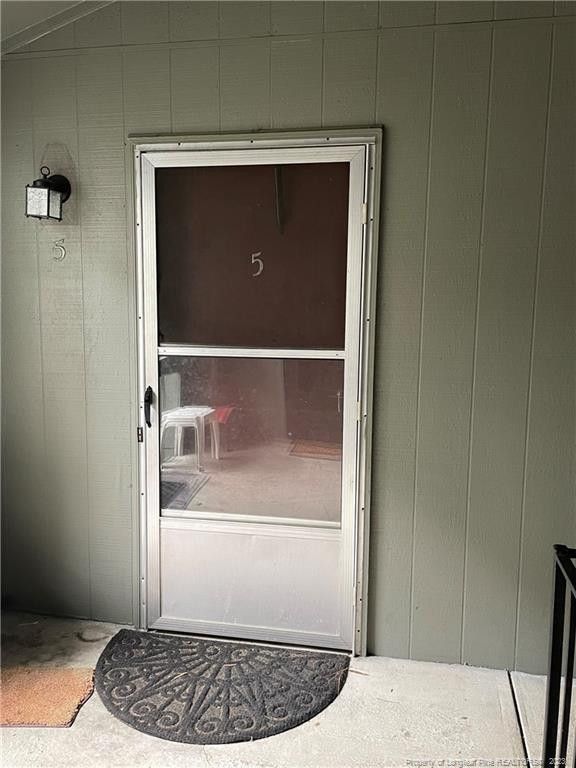 1900 Tryon Dr #5, Fayetteville, NC 28303