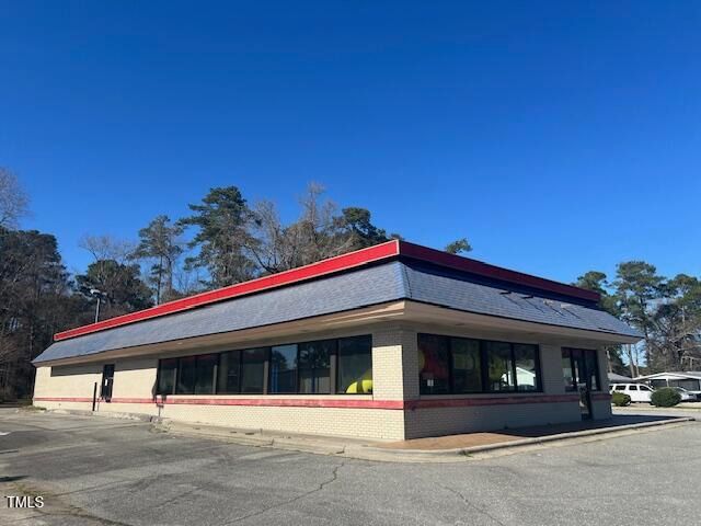 1901 N Berkeley Blvd, Goldsboro, NC 27534