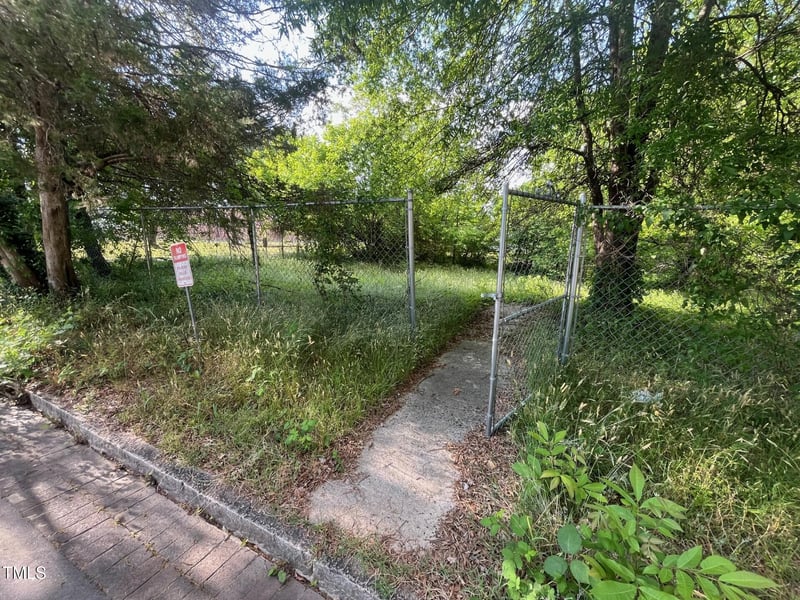 1901 Hart St, Durham, NC 27703