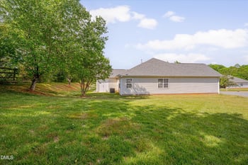 1901 Hawfields Crossing Ln, Mebane, NC 27302