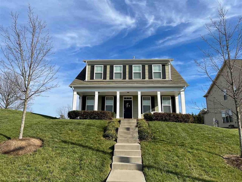 1901 Hemlock Hill Dr, Durham, NC 27703