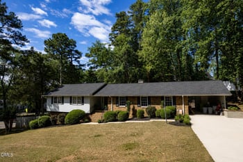 1901 Hillock Dr, Raleigh, NC 27612