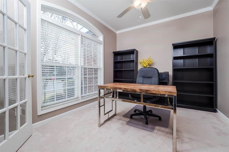1901 Hollowgate Rd, Raleigh, NC 27614