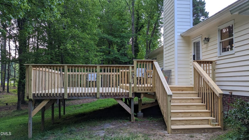 1901 Red Oak Ln, Clayton, NC 27520