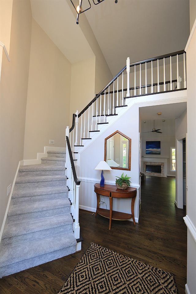1901 Russell Dr, Raleigh, NC 27612