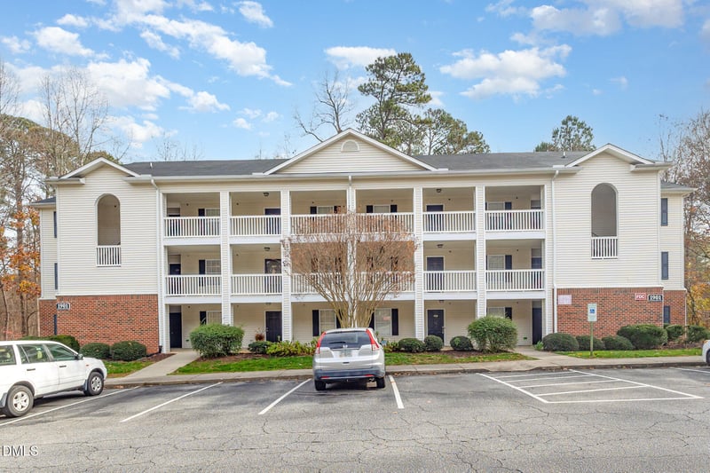 1901 Trailwood Heights Ln #204, Raleigh, NC 27603