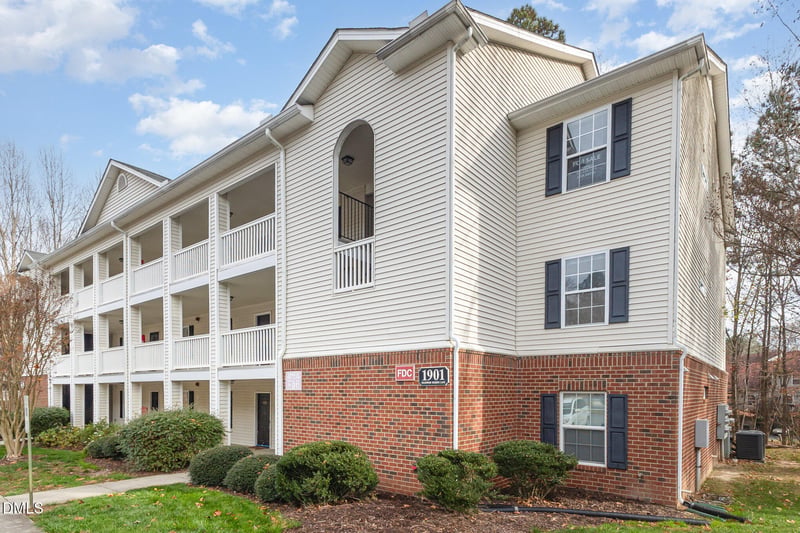 1901 Trailwood Heights Ln #204, Raleigh, NC 27603