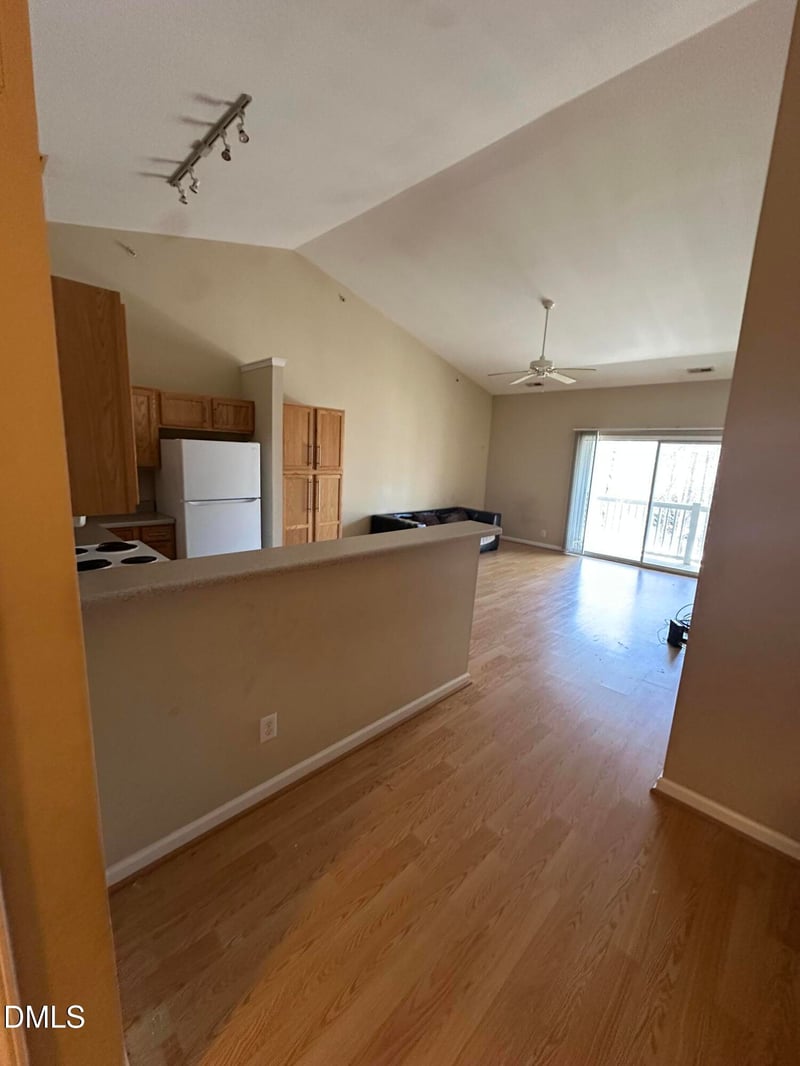 1901 Trailwood Heights Ln #302, Raleigh, NC 27603
