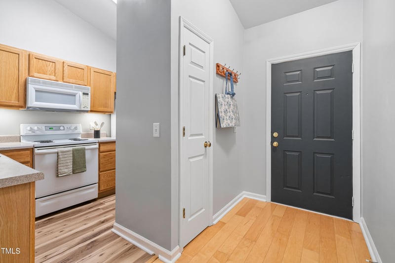 1901 Trailwood Heights Ln #304, Raleigh, NC 27603