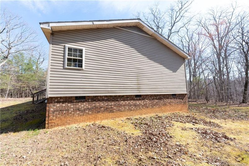 1902 Fire Tower Rd, Snow Camp, NC 27349