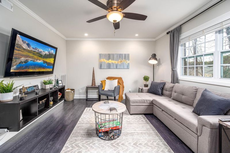 1902 James St #4, Durham, NC 27707