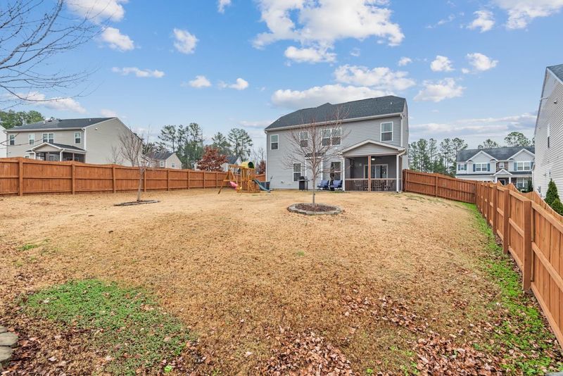 1902 Nellora Ln, Durham, NC 27703