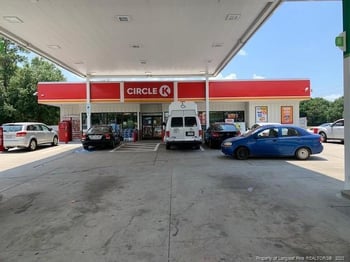 1902 Owen Dr, Fayetteville, NC 28306