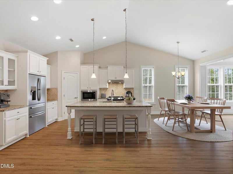 1903 Abniki Dr, Fuquay Varina, NC 27526