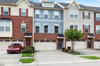 1903 Creekside Landing Dive, Apex, NC 27502