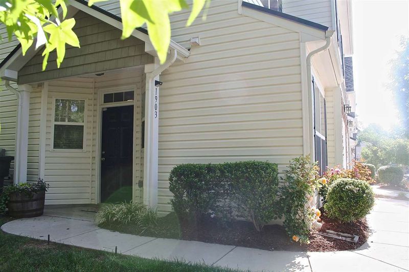 1903 Fieldhouse Ave, Raleigh, NC 27603