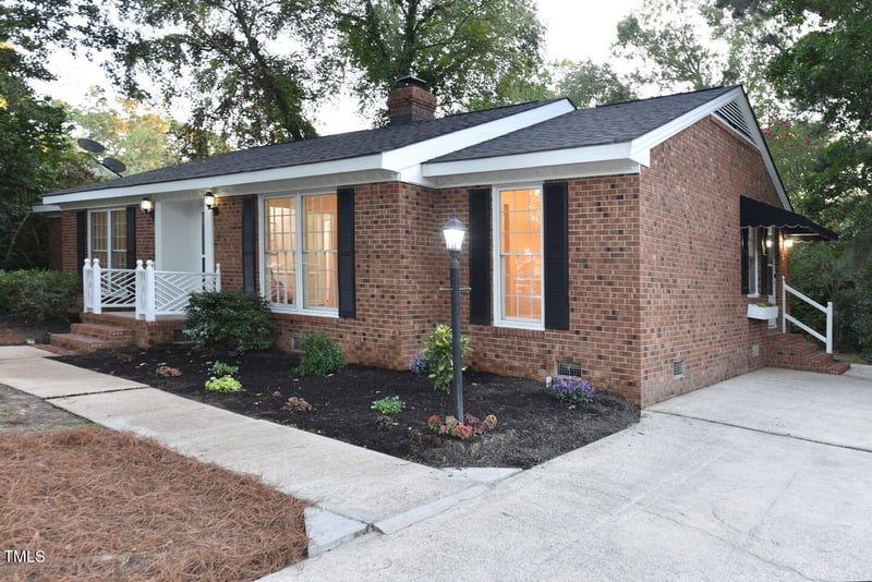 1903 Stafford Dr, Wilson, NC 27893