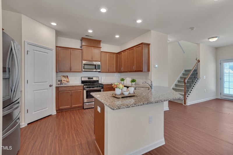 1904 Birdhouse Ln, Wake Forest, NC 27587
