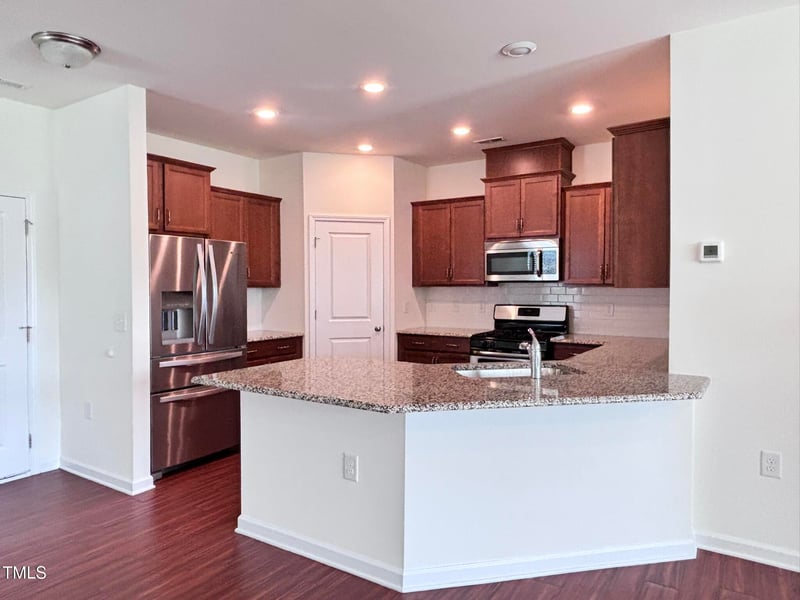 1904 Birdhouse Ln, Wake Forest, NC 27587