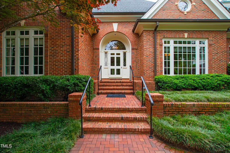 1904 Chase Ct, Raleigh, NC 27607