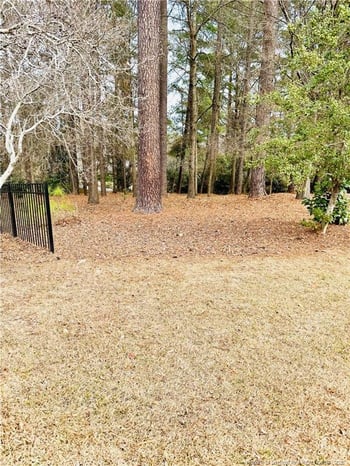 1904 Hamilton Dr, Sanford, NC 27330