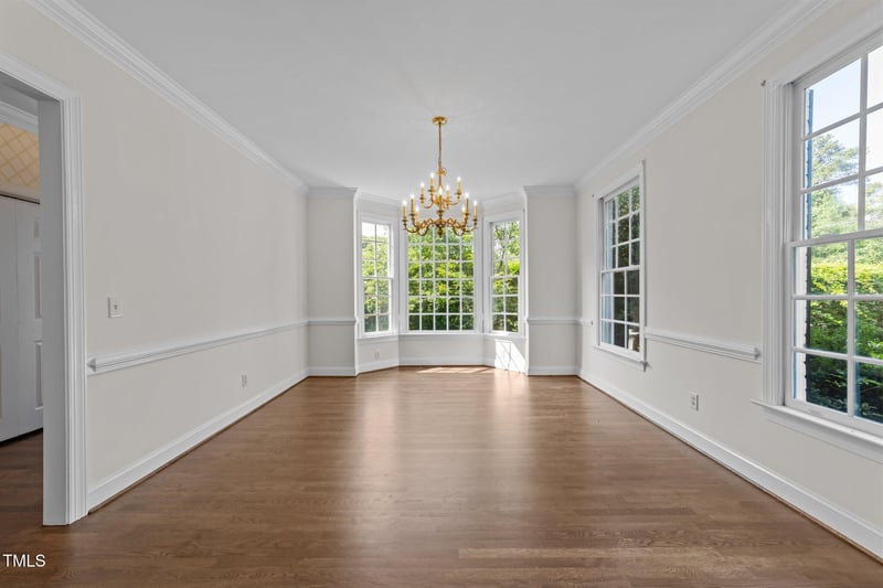 1904 Mcdonald Ln, Raleigh, NC 27608