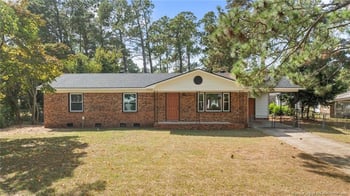 1904 Shiloh Dr, Fayetteville, NC 28304