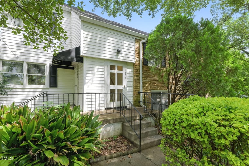 1904 Smallwood Dr, Raleigh, NC 27605