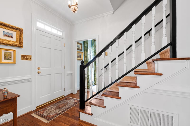 1904 Victoria Rd, Raleigh, NC 27608