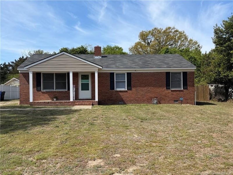 1904 Westhill Dr, Fayetteville, NC 28304