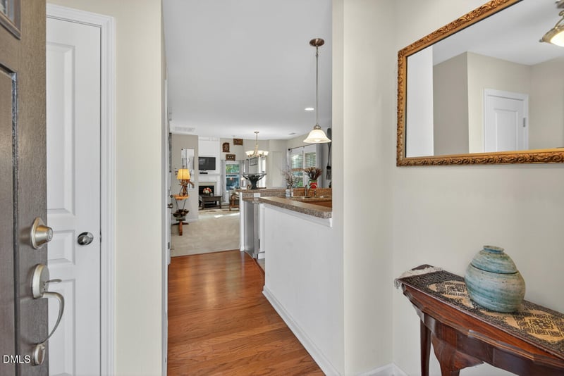 1905 Bartlett Cir, Hillsborough, NC 27278