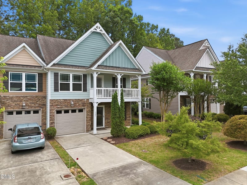 1905 Bartlett Cir, Hillsborough, NC 27278