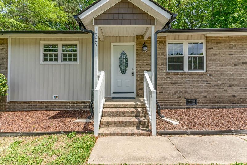 1905 Crawford Rd, Raleigh, NC 27610