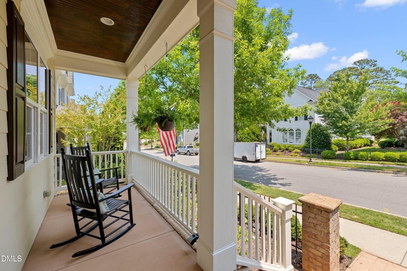 1905 Green Oaks Pw, Holly Springs, NC 27540