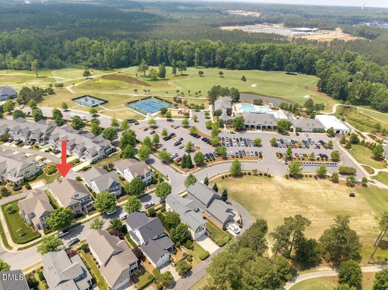 1905 Green Oaks Pw, Holly Springs, NC 27540