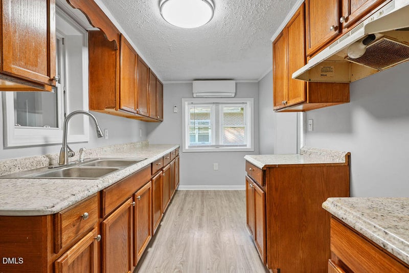 1905 Harris St, Fayetteville, NC 28301
